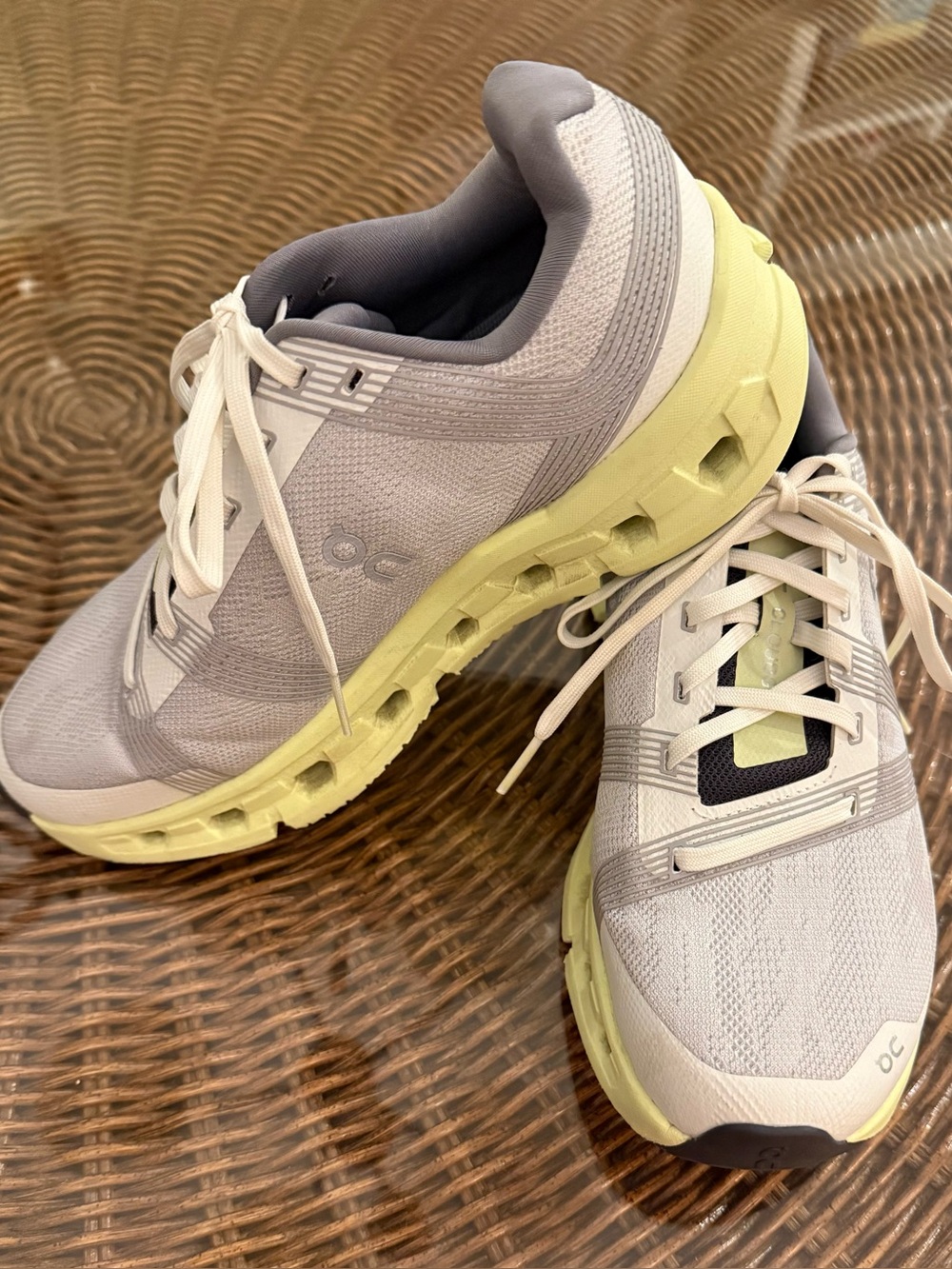 On Running CloudGo Women's 7.5 Neutral Gray & White Trainer Running Tennis Shoe